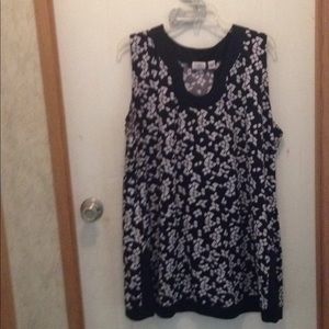 Black sleeveless blouse